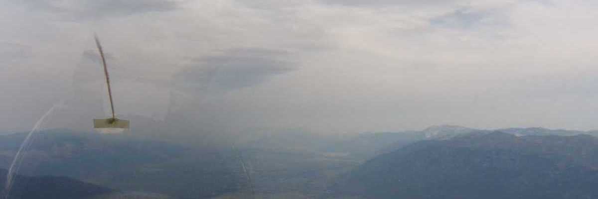Flugwegposition um 13:53:10: Aufgenommen in der Nähe von Livno, Bosnien und Herzegowina in 2060 Meter